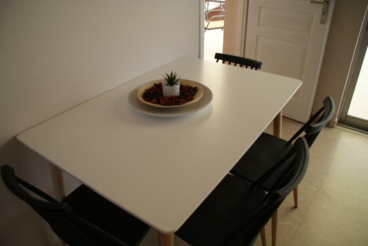 The Victoria Square Apartments Atene Esterno foto