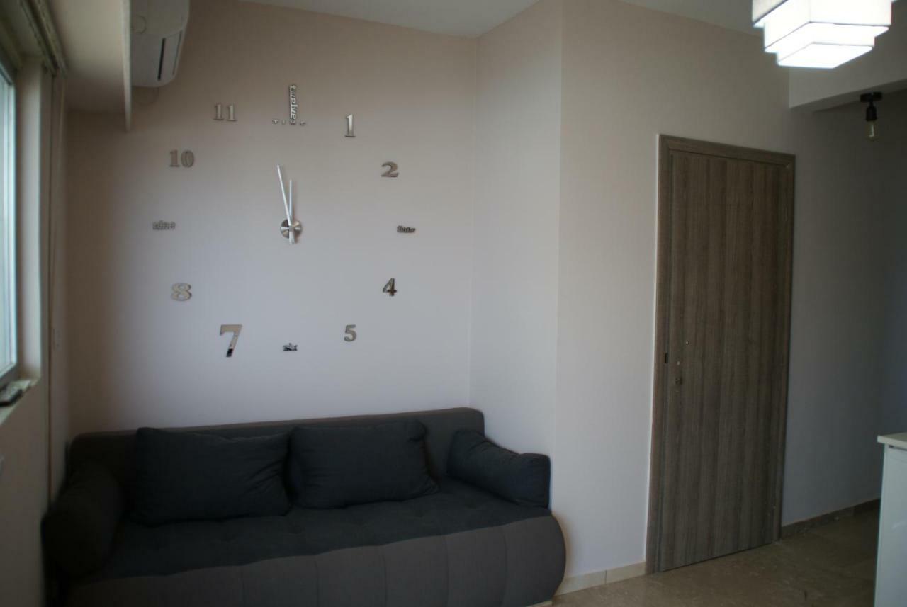 The Victoria Square Apartments Atene Esterno foto