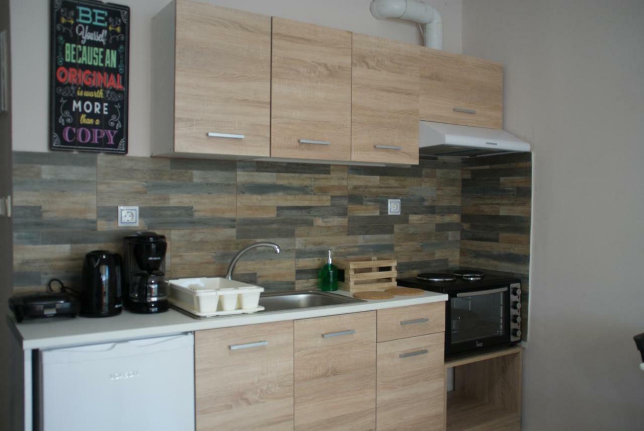 The Victoria Square Apartments Atene Esterno foto