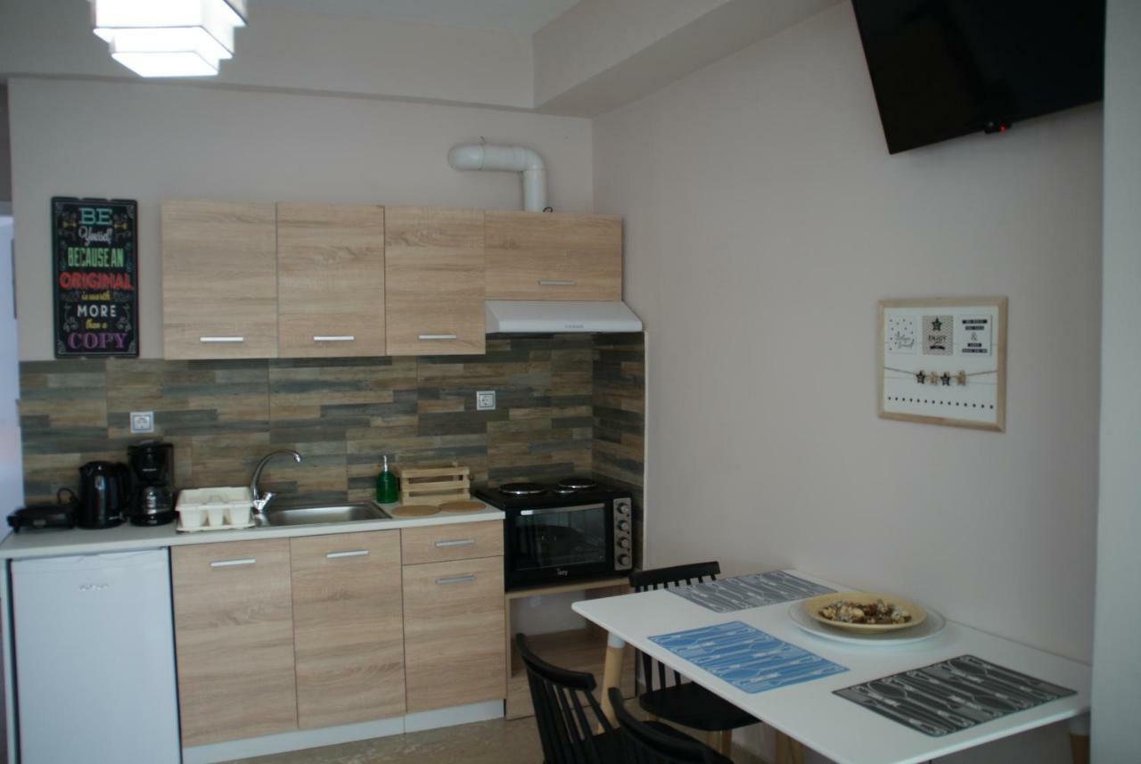 The Victoria Square Apartments Atene Esterno foto